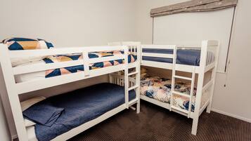 3 bedrooms, desk, iron/ironing board, travel cot