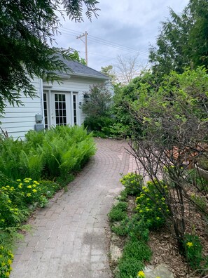 تفاصيل الفندق من الخارج