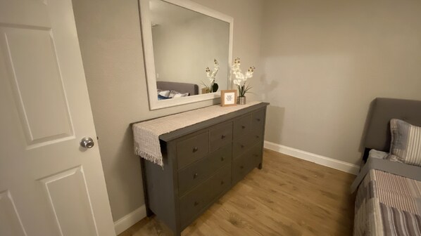 3 Schlafzimmer, Bügeleisen/Bügelbrett, kostenloses WLAN, Bettwäsche