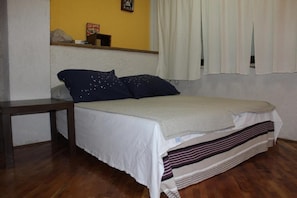 1 dormitorio, Internet, ropa de cama