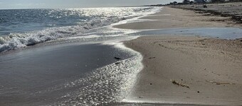 Affordable 2 bed, 1.5 bath Beach views. Hot tub, Pet friendly, fenced back yard.