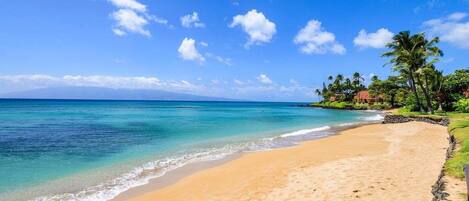 A la platja, gandules de platja i tovalloles de platja