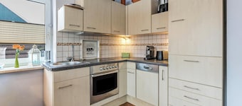 Vacation Home âOngiâ near the Dyke with Wi-Fi, Terrace & Garden