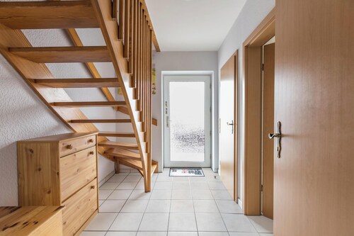 Ferienhaus "Kikki" in Deichnähe mit WLAN, Terrasse, Garten und Parkplatz; Haustiere erlaubt