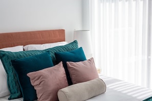 1 chambre, coffres-forts dans les chambres, fer et planche à repasser