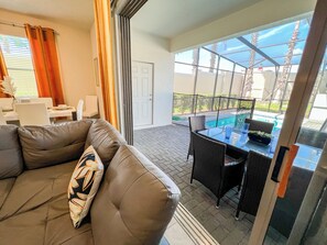 Dining - Contemporary Design Cozy Vacation Home (Kissimmee)