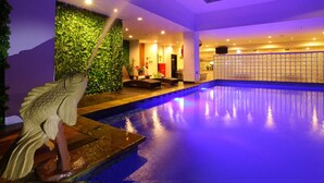 Pool - Maestro Hotel Pontianak (Pontianak)