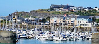 Cosy apartment in villa for 3 guests with WIFI, TV and terrace