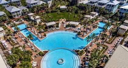 4BR Beach Retreat, 3 King Suites, Steps to Pool & Private Rooftop Deck ~ Serenit