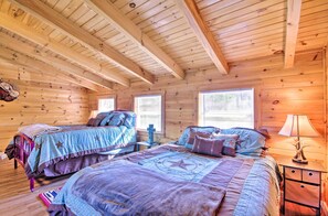 3 quartos, acesso à internet, roupa de cama