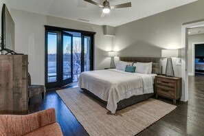 1 室のベッドルーム、デスク、アイロン / アイロン台、WiFi