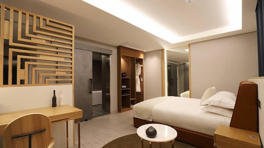 Dongdaegu Station Eastern Hotel