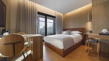 Deluxe Terrace Room | Individually decorated, individually furnished, desk, laptop workspace