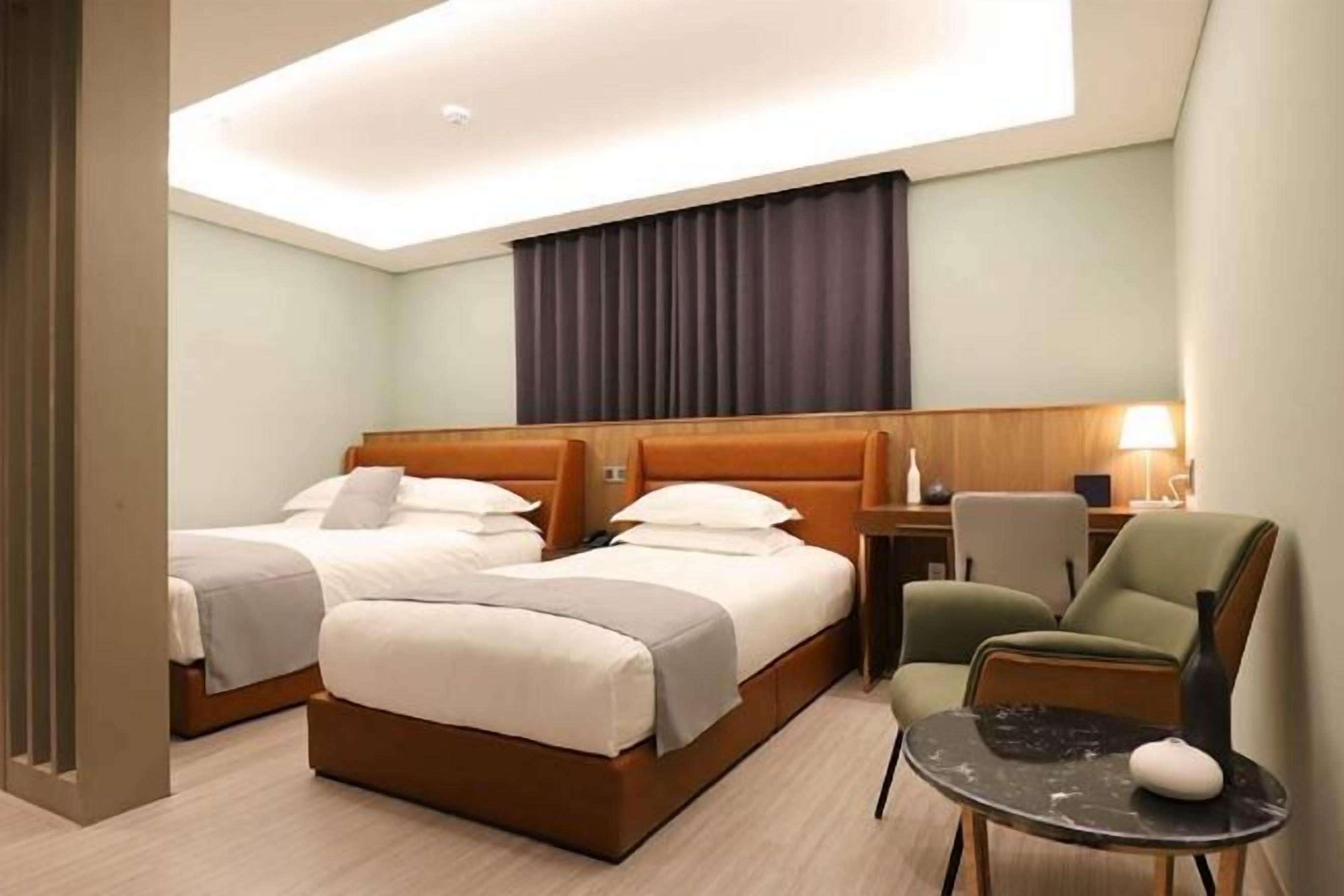 Individuelt dekorert, individuelt innredet og skrivebord