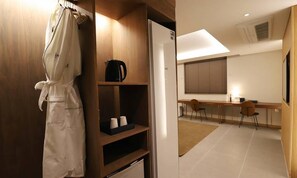 Maple Suite Room | 書桌、筆電工作空間、遮光布/窗簾、免費無線上網
