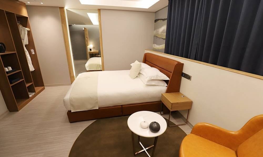 Chambre Deluxe double | Décor unique, ameublement unique, bureau