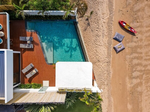 Outdoor pool - Modern Beachfront Villa near Fishermans Village (Bophut)