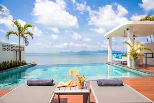 Modern Beachfront Villa near Fishermans Village