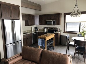 Interior - Arrowhead Lodge Unit 9 (West Yellowstone)