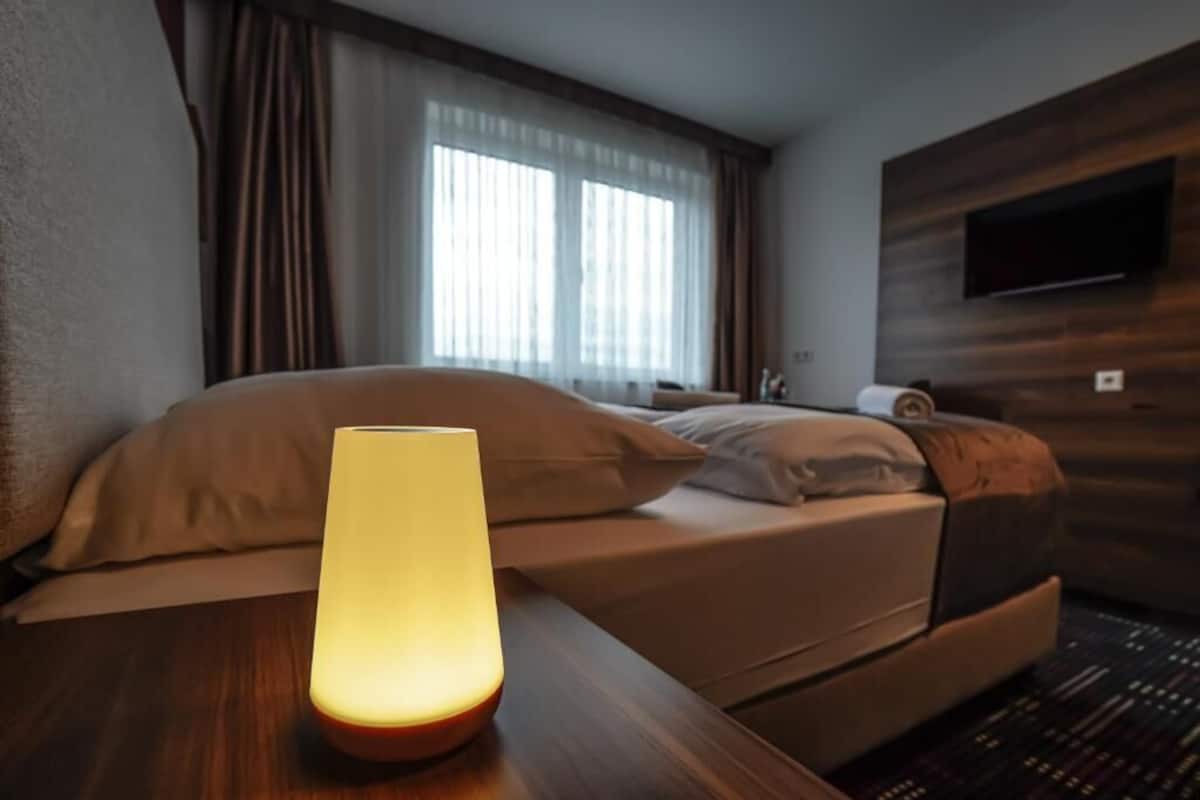 minibar, desk, free wifi, bed sheets