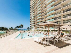 Outdoor pool, a heated pool