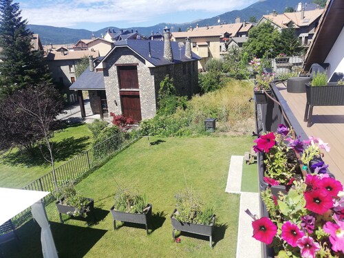 Cotefablo House. Ara accommodation. Gavín (Biescas)