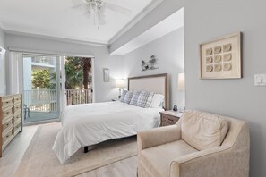 3 bedrooms, desk, iron/ironing board, travel crib
