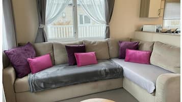 30 inci televisyen dengan digital, pendiangan