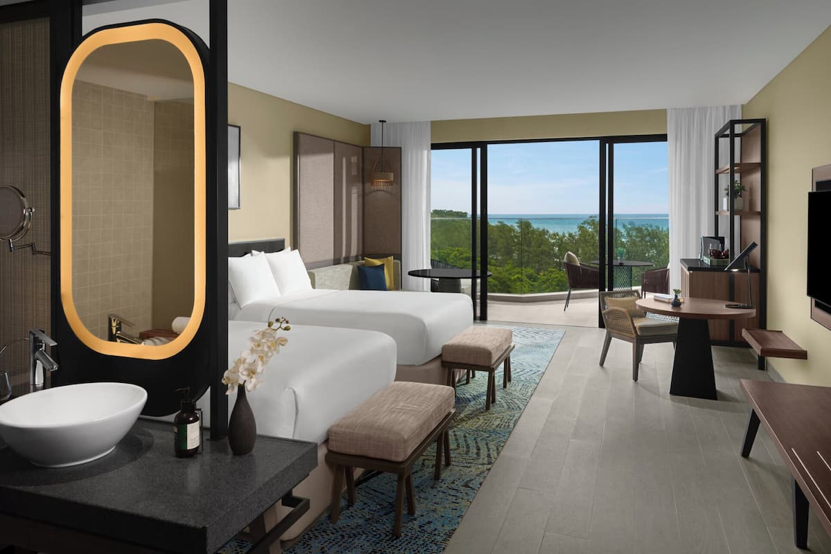1 bedroom, premium bedding, memory foam beds, minibar