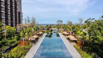 2 outdoor pools, pool umbrellas, sun loungers