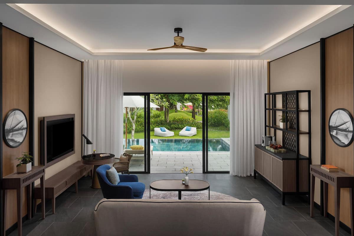 Ropa de cama de alta calidad, colchones con efecto memoria y minibar