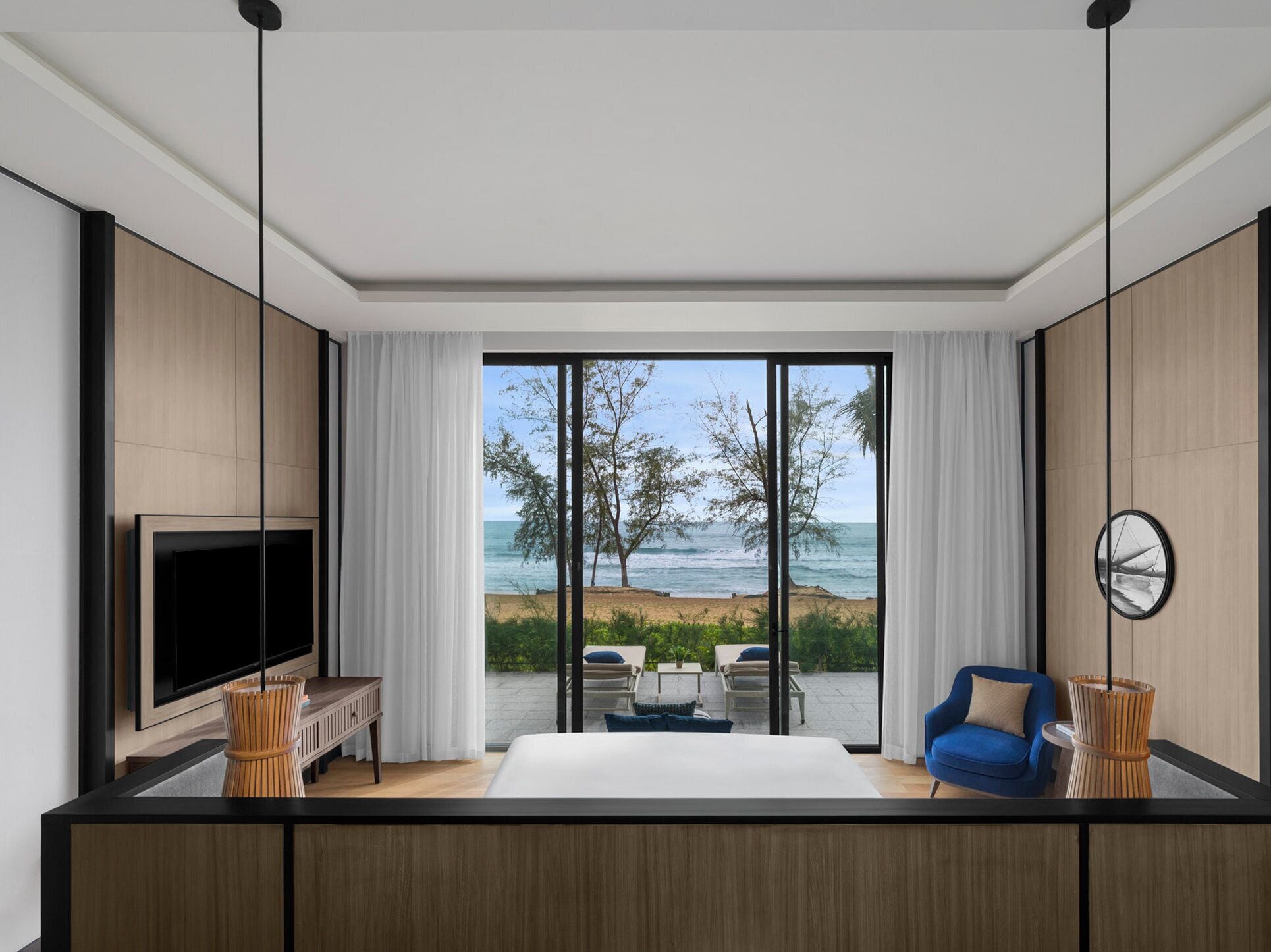 Ropa de cama de alta calidad, colchones viscoelásticos, minibar