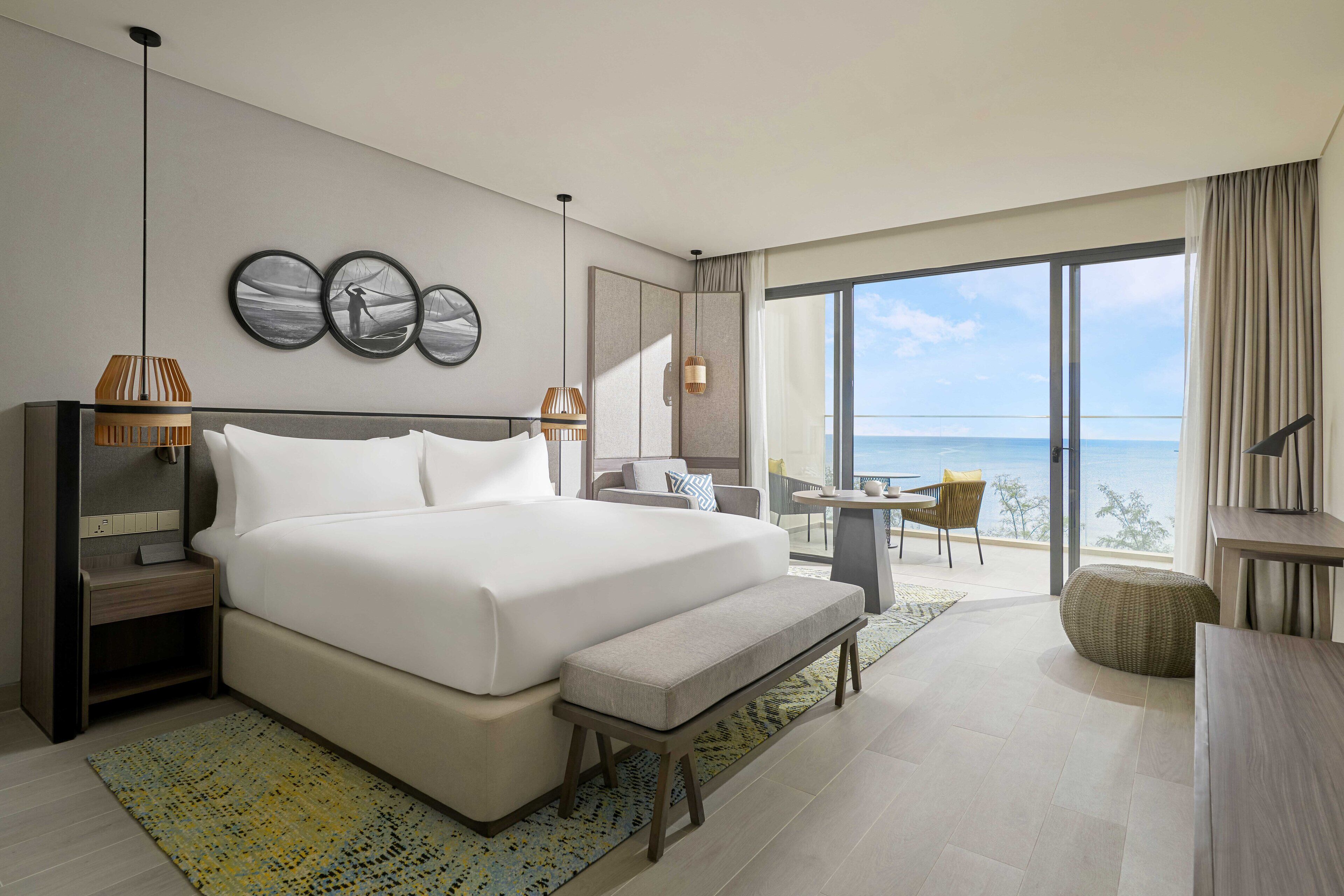 Suite, 1 Bedroom, Oceanfront | Premium bedding, memory foam beds, minibar, individually decorated