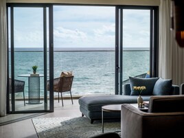 Grand Suite, 1 Bedroom (Oceanfront View) | Premium bedding, memory foam beds, minibar, individually decorated