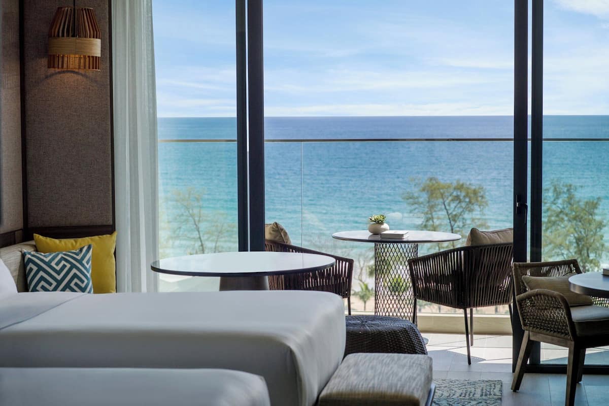 2 double premium oceanfront | 1 bedroom, premium bedding, memory-foam beds, minibar