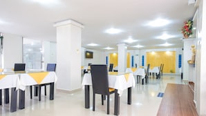 Breakfast area - Hotel Ayenda Andino 1520 (Bucaramanga)
