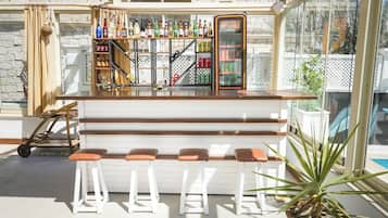 Bar (in der Unterkunft)