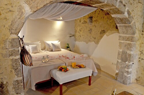 Cosmakis stone built house with pool,south Crete