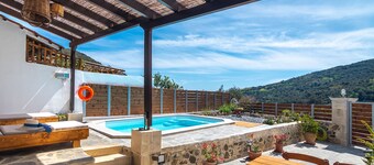 Cosmakis stone built house with pool,south Crete