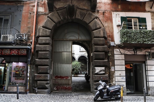 Tribunali Family Apartment