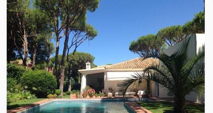 Villa with private pool, two porches 600 m from the beach in pinar de costa