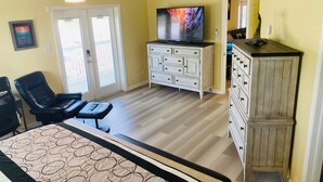 Interior - Gulfport 5/5 Pool Free Wi-Fi Parking House (Gulfport)