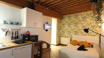 Fer et planche à repasser, Wi-Fi, draps fournis