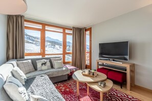 DVD player - Ski-in/ski-out & foot of the slopes, 7th floor, view ski slopes, fitness, swimming pool, sauna (Bourg-Saint-Maurice)