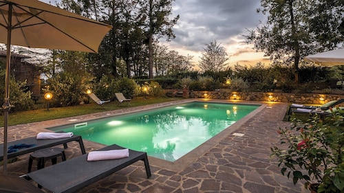 Casa Ciculino 8, Emma Villas