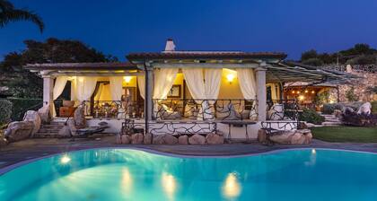 Luxury Villa SALINA Front Beach