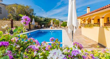 Cubo's Finca Las Cuatro Lunas