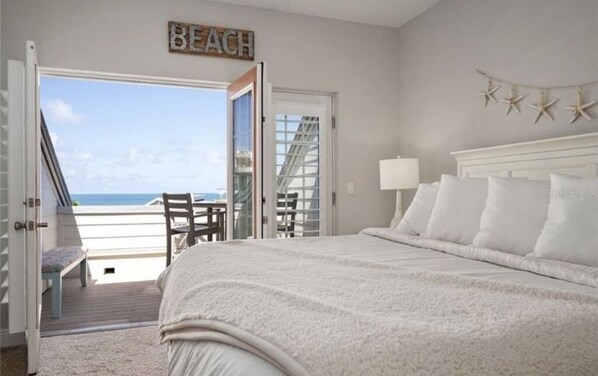 4 bedrooms, WiFi, bed sheets