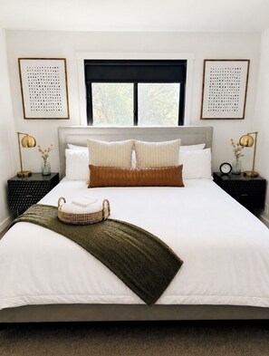 3 chambres, fer et planche à repasser, Wi-Fi gratuit, draps fournis