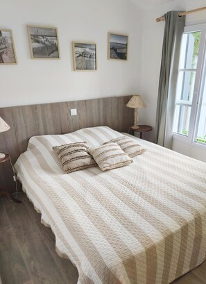 2 chambres, coffres-forts dans les chambres, Wi-Fi gratuit